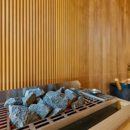 Blue Lux 즐라티보