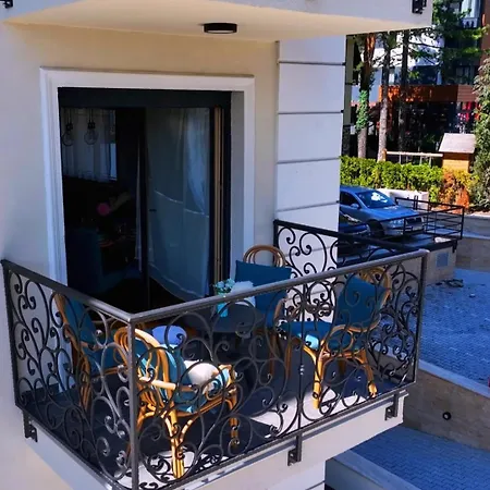 Blue Lux 아파트 *